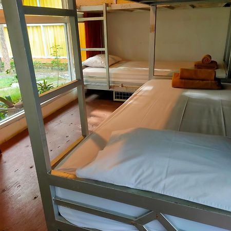 Kubu Container Hotel Uluwatu Стая снимка