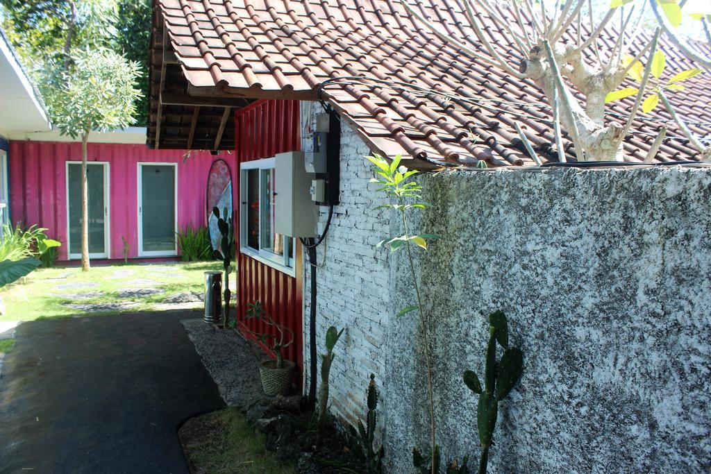 Kubu Container Hotel Uluwatu Екстериор снимка