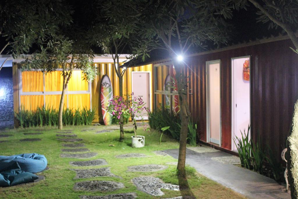 Kubu Container Hotel Uluwatu Екстериор снимка